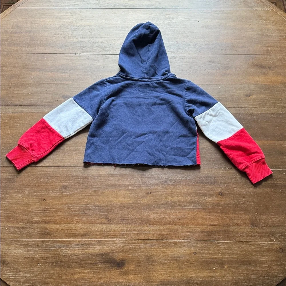Sz S 8-10 Levi's blue, white, and red colorblock cropped hoodie sweatshirt